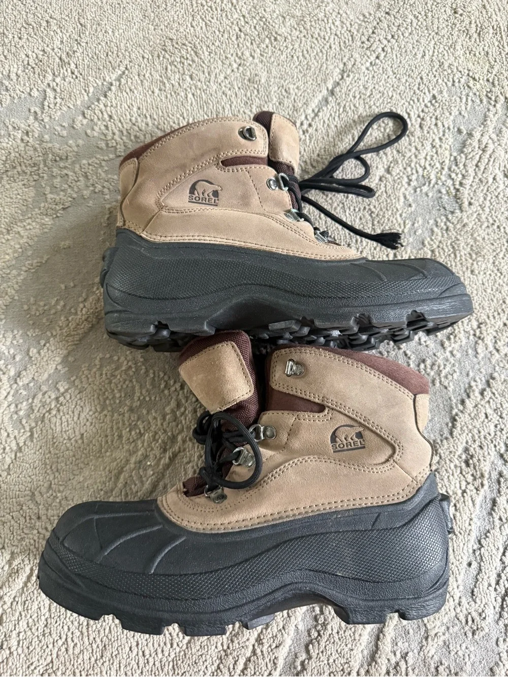 Sorel boots Cold Mountain Thinsulate Winter Boots waterproof tan suede  black 9